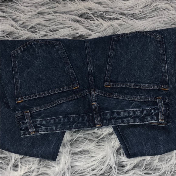 High Rise Mom Jeans. Excellent condition - Picture 3 of 6